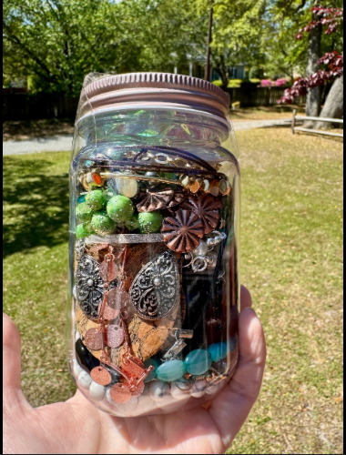Handcrafted Mystery Jewelry Jars – 8oz, 16oz & 32oz Treasure-Filled Mason Jars