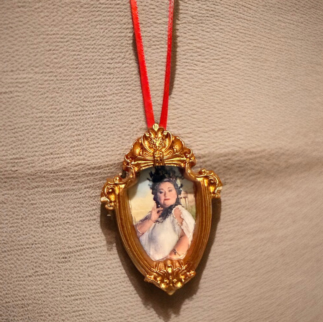 Grand Staircase Fat Lady Ornament – Regal Portrait in an Ornate Gold Frame