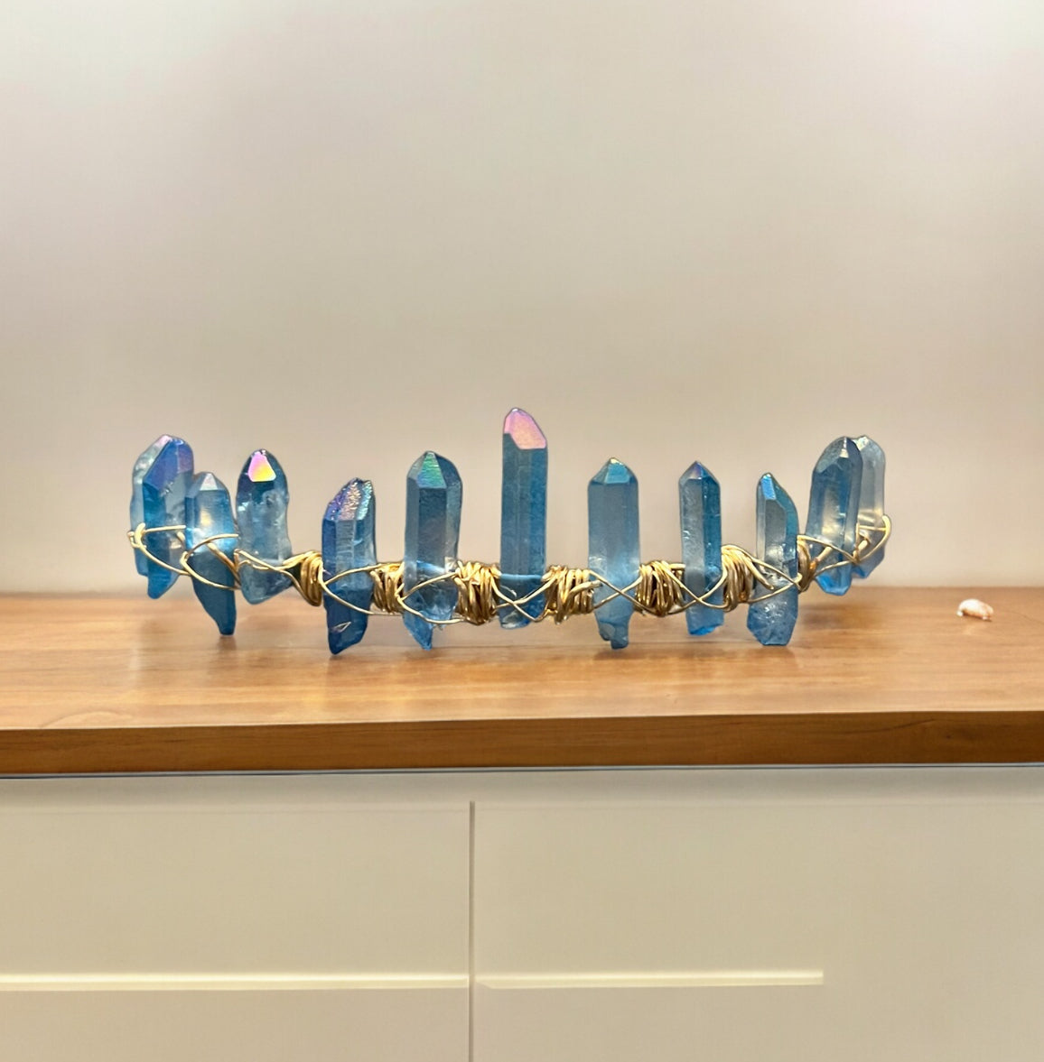 Ice Blue Simple Topaz Quartz Crown