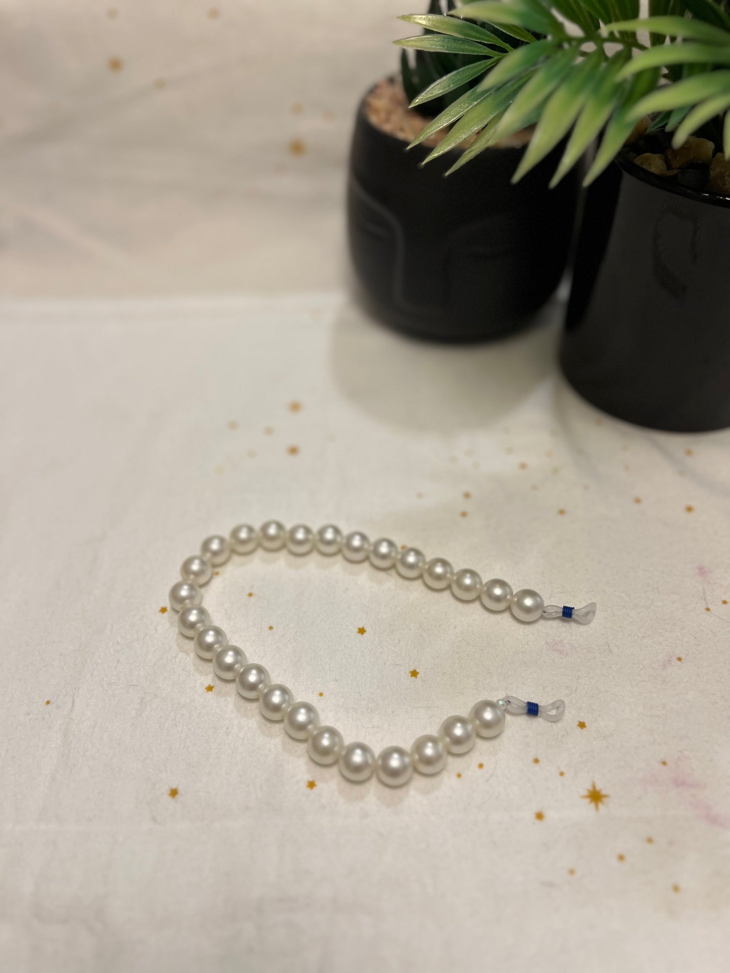 Elegant 12mm Pearl Beaded Glasses Chain