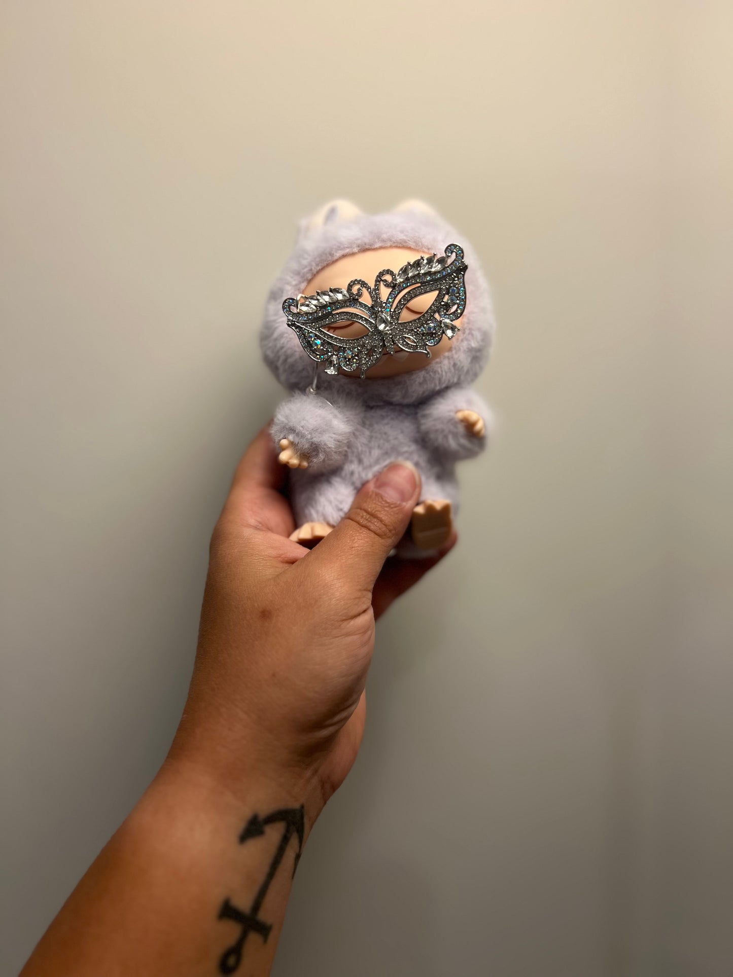 Sparkling Masquerade Mask for Bubu Plush – Mini Rhinestone Party Mask Accessory