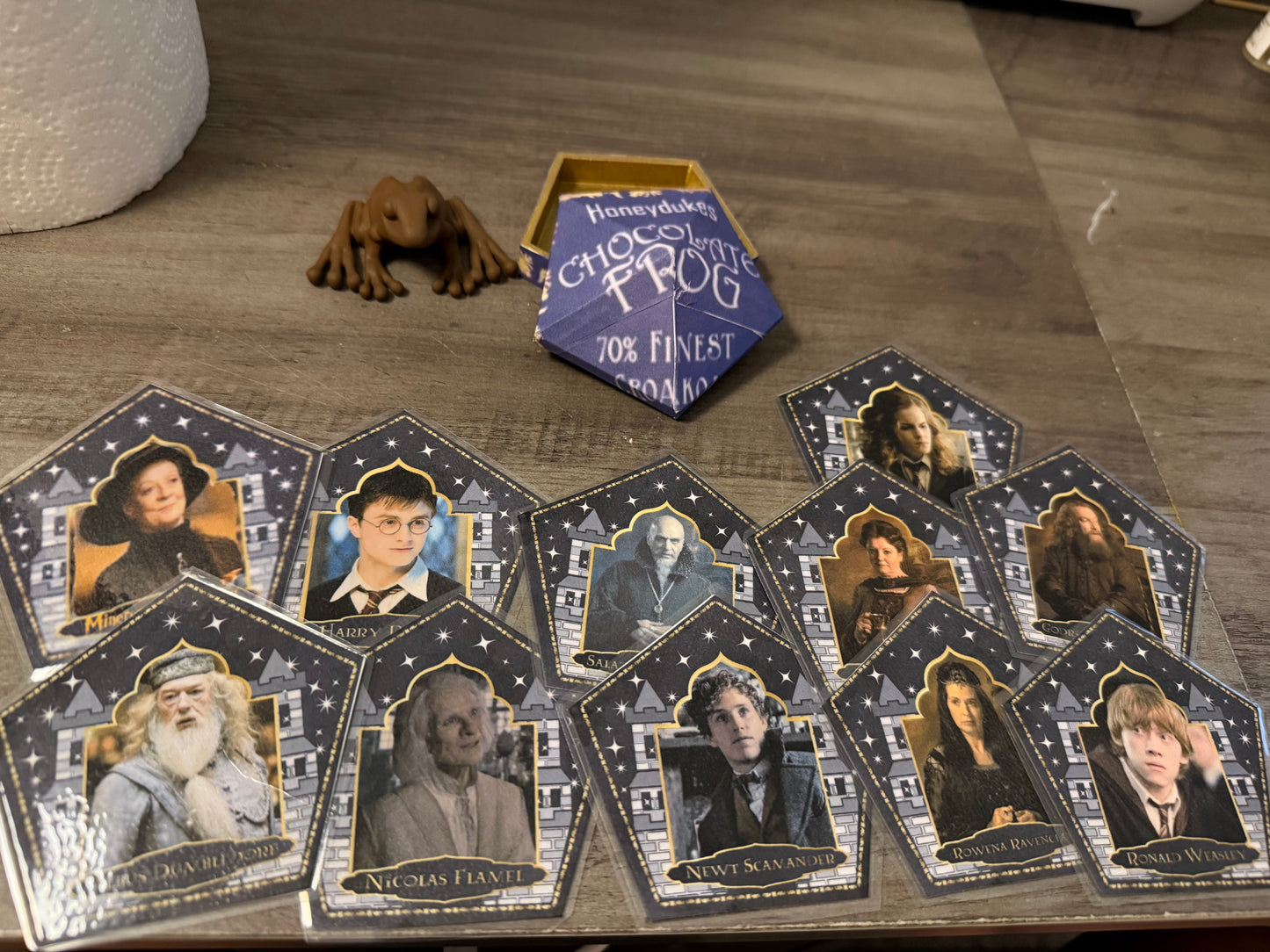 Harry Potter Chocolate Frog & Box With Collectible Cards