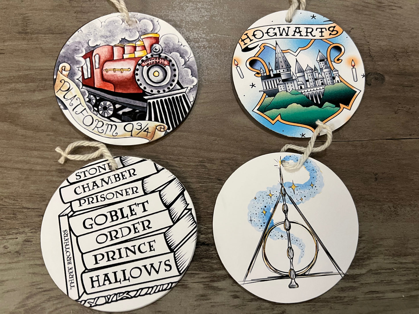 White Cartoon Wizarding World Acrylic Ornaments