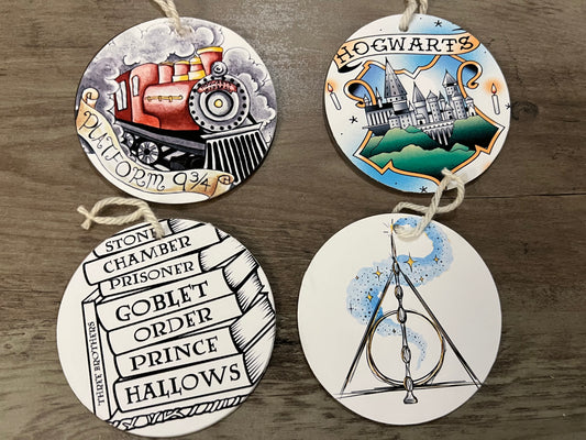 White Cartoon Wizarding World Acrylic Ornaments