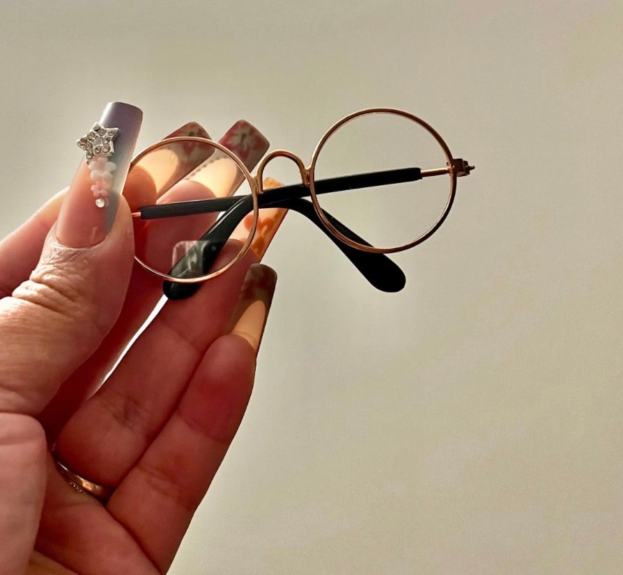 Bubu Oversized Sunglasses – Doll-Inspired Shades